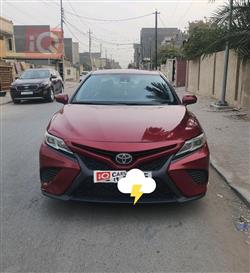 تۆیۆتا کامری